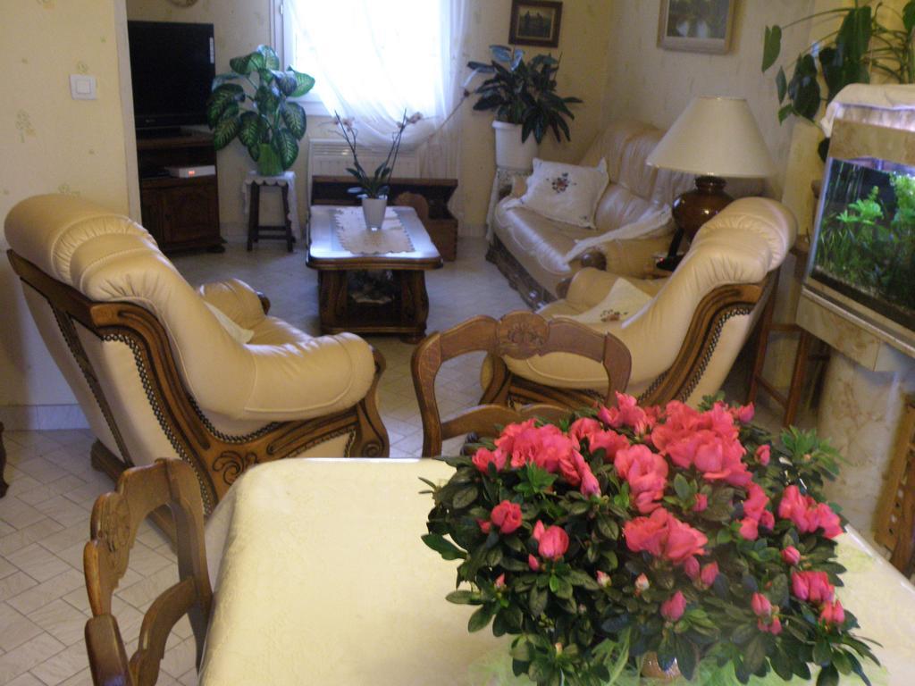 Chambres D'Hotes Le Pavillon Du Charme Cousances-les-Forges Екстериор снимка